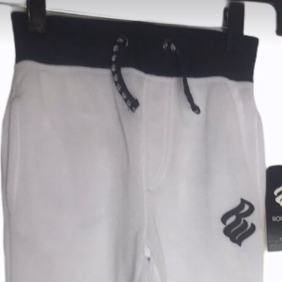 NWT ROCAWEAR Fleece Joggers - Picture 11 of 11